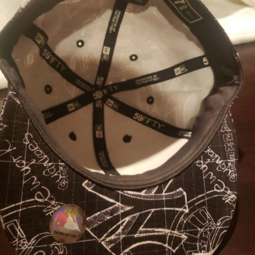 Yankees hat - Picture 2 of 3